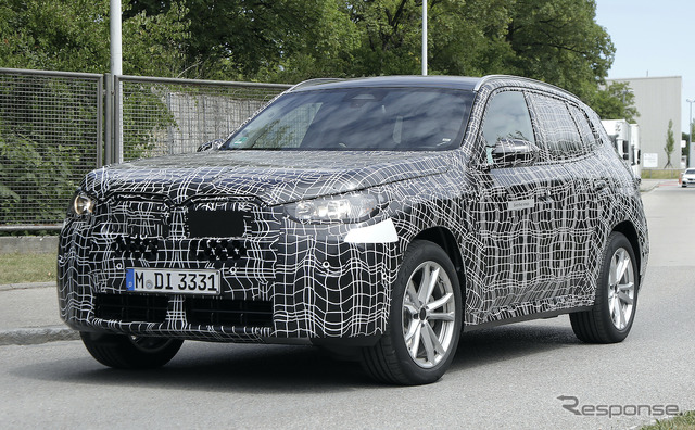 BMW X3 次期型に追加されるPHEV(スクープ写真)