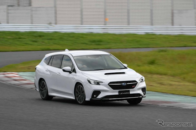 スバル レヴォーグ STI スポーツR