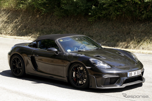ポルシェ 718ボクスター スパイダー RSプロトタイプ(スクープ写真)