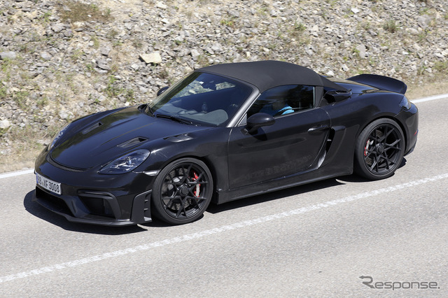 ポルシェ 718ボクスター スパイダー RSプロトタイプ(スクープ写真)