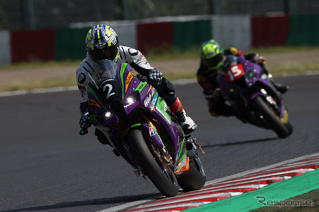 公式予選10番手の#2 EVA RT 01 Webike TRICKSTAR Kawasaki(大久保光/佐野優人/E・ニゴン)