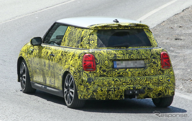 MINI JCW 改良新型プロトタイプ(スクープ写真)
