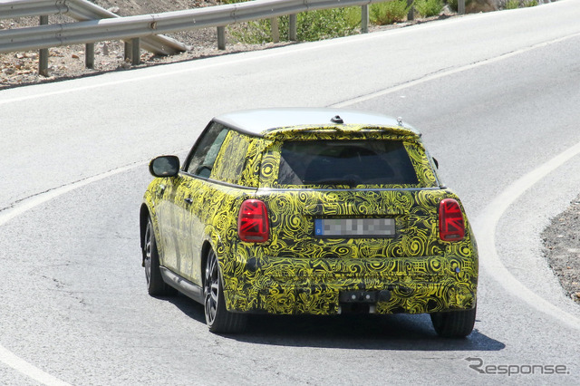 MINI JCW 改良新型プロトタイプ(スクープ写真)