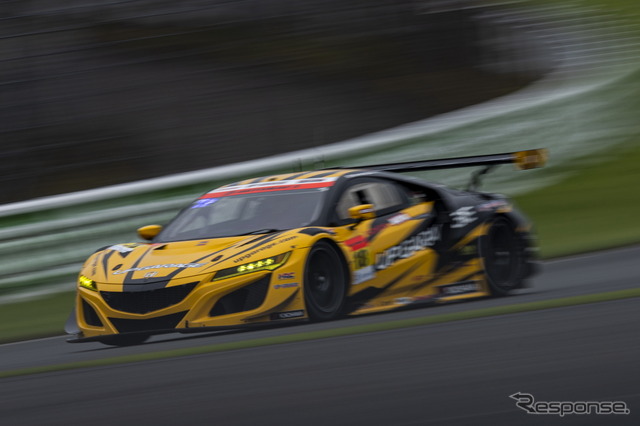 GT300クラス3位の#18 UPGARAGE NSX GT3(小林 崇志/太田 格之進)
