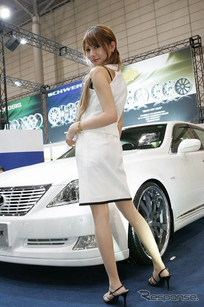 【東京オートサロン09】写真蔵…WORK / マセラティ グラントゥーリスモ &レクサスLS