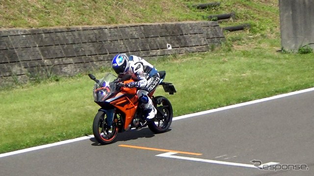 KTM RC390