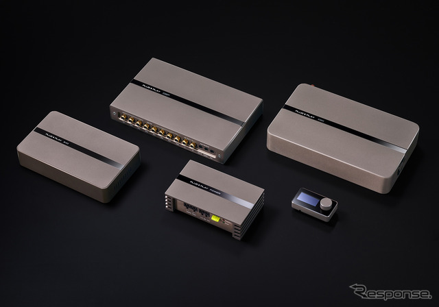 「PLUG&PLAY」の製品群。