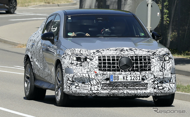 メルセデス AMG GLC 63 クーペ(スクープ写真)