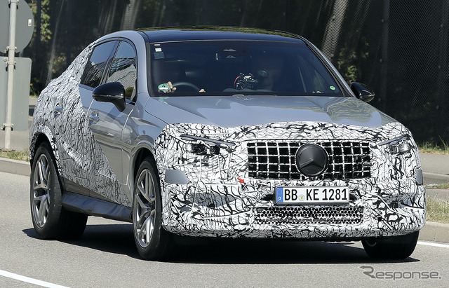 メルセデス AMG GLC 63 クーペ(スクープ写真)