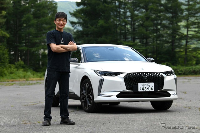 DS 4 と岡本幸一郎氏