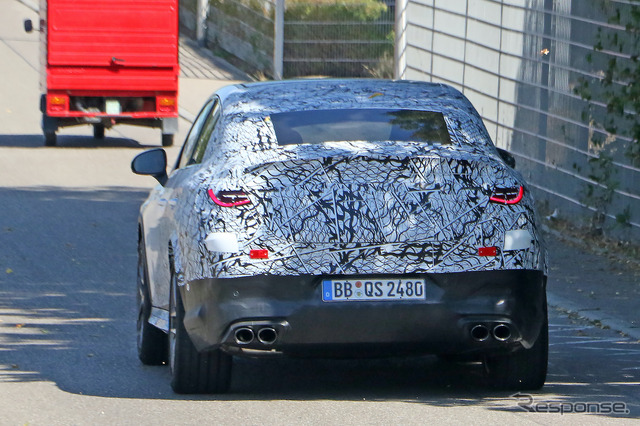 メルセデス AMG GLC 43/53 クーペプロトタイプ(スクープ写真)