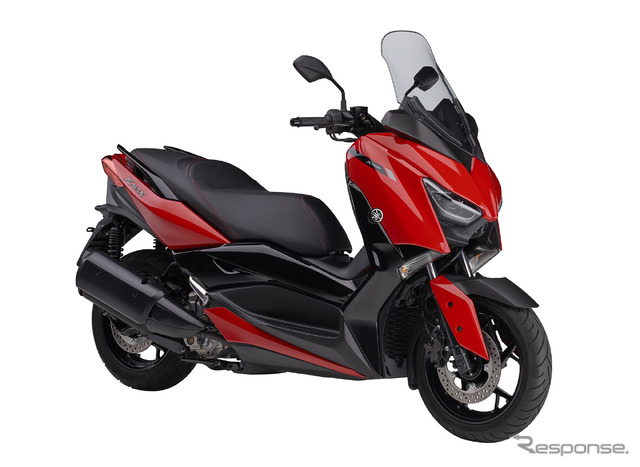 ヤマハ XMAX ABS(レッド)
