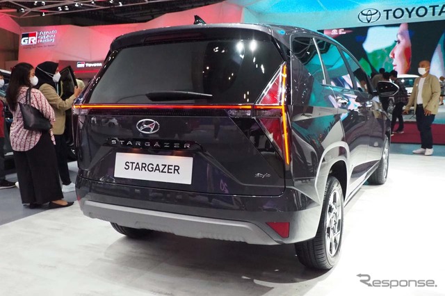 3列シートのMPV、スターゲイザー