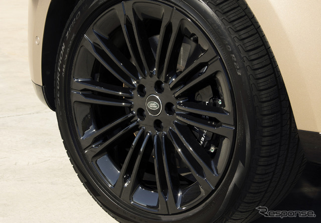レンジローバー 新型(写真は海外仕様)