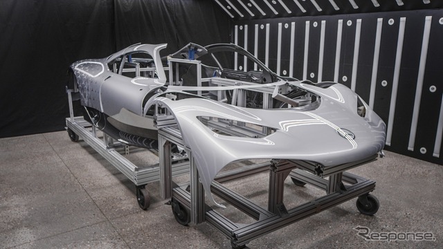 英国の専用工場で生産を開始したメルセデスAMG ワン