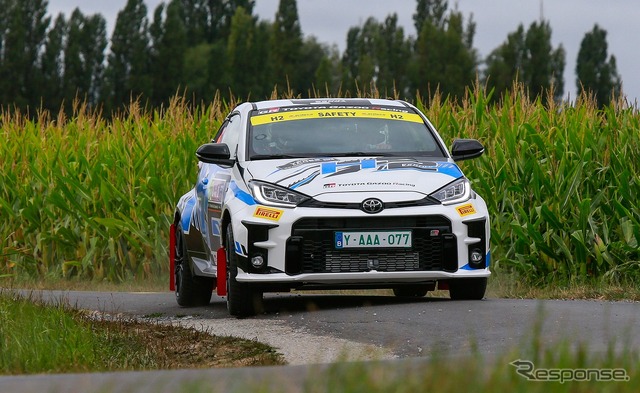 世界ラリー選手権(WRC)第9戦(ベルギー)でデモ走行した水素エンジン車「GRヤリス」