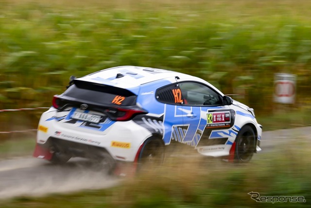 世界ラリー選手権(WRC)第9戦(ベルギー)でデモ走行した水素エンジン車「GRヤリス」
