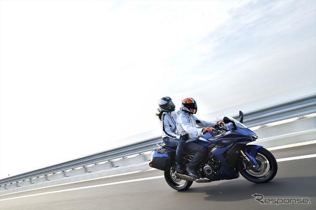 スズキ GSX-S1000GT