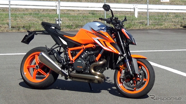 KTM 1290スーパーデューク R EVO