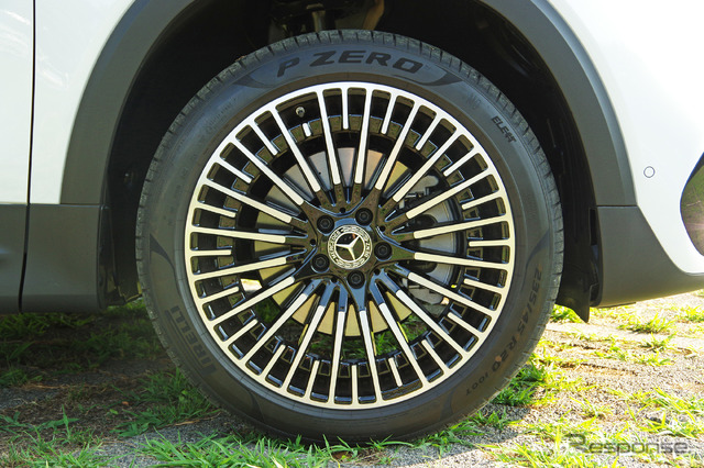 メルセデスベンツ EQB 350 4MATIC(AMGライン)