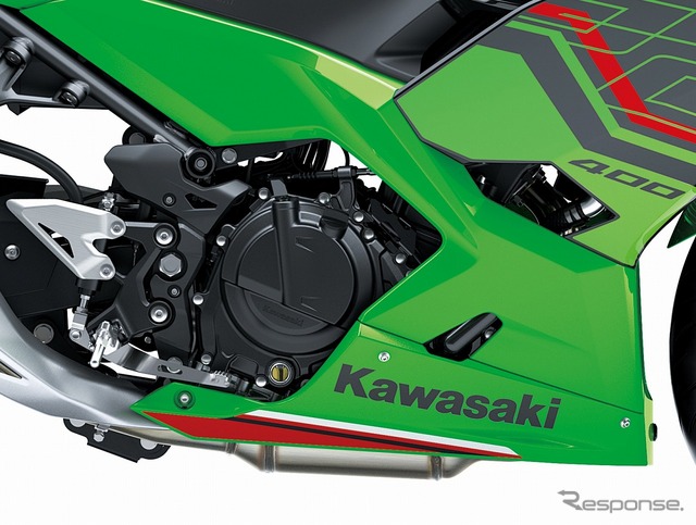 カワサキ Ninja 400 KRTエディション（ライムグリーン×エボニー）