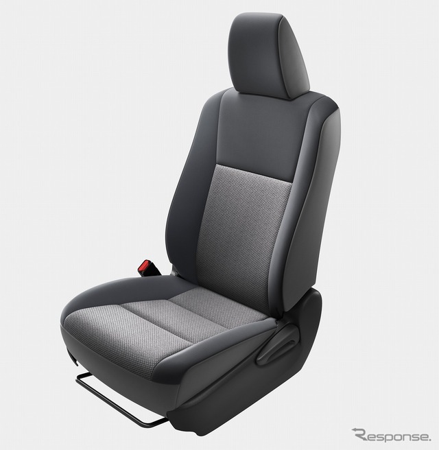 トヨタ・シエンタG(シート表皮:ファブリック、消臭・撥水撥油機能付)