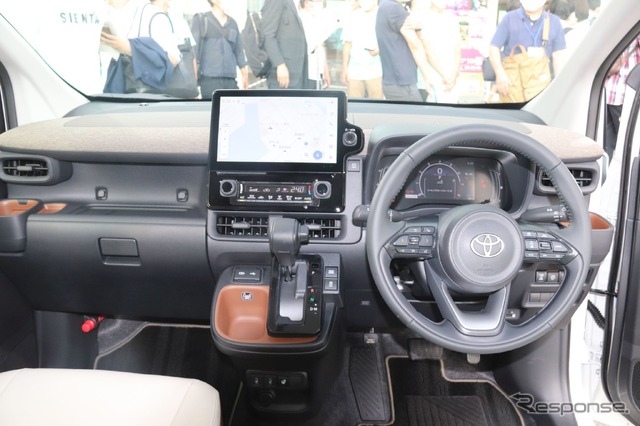 新型トヨタ・シエンタ発表
