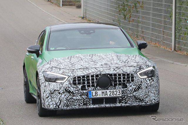 メルセデスAMG GT 4ドアクーペ 改良新型プロトタイプ(スクープ写真)