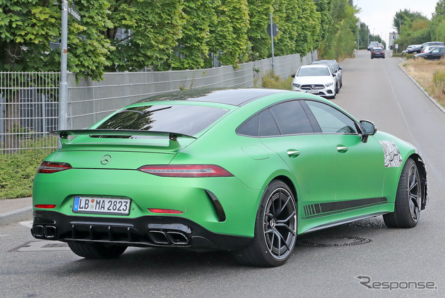 メルセデスAMG GT 4ドアクーペ 改良新型プロトタイプ(スクープ写真)