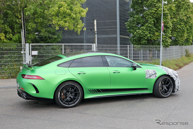 メルセデスAMG GT 4ドアクーペ 改良新型プロトタイプ(スクープ写真)