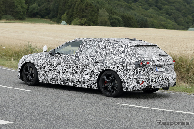 アウディ S4 アバント 次期型プロトタイプ(スクープ写真)