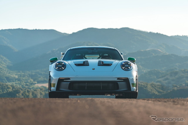 ポルシェ 911 GT3 RS 新型の「トリビュートtoカレラRSパッケージ」