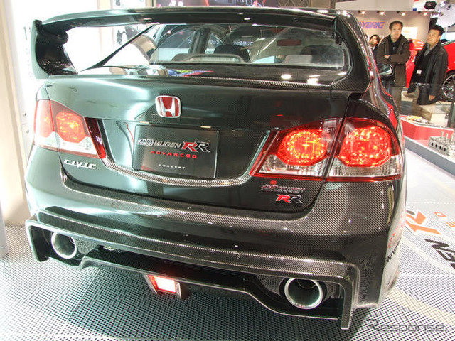 【東京オートサロン09】高剛性・超軽量の CIVIC MUGEN RR アドバンスド