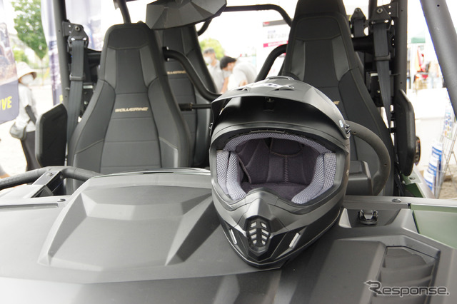 ヤマハの四輪バギー「ウルヴァリン RMAX4」(RESCUE EXPO in 立川)