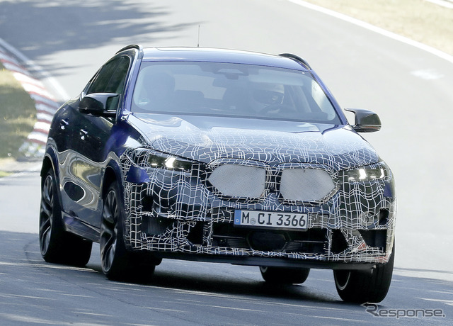 BMW X6M 改良新型プロトタイプ(スクープ写真)