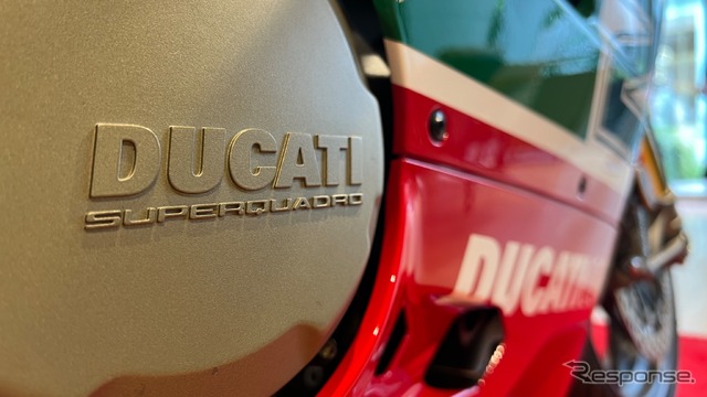 「Ducati meets Poltrona Frau」