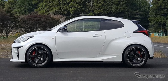 HKS ハイパーマックスR GRヤリス用