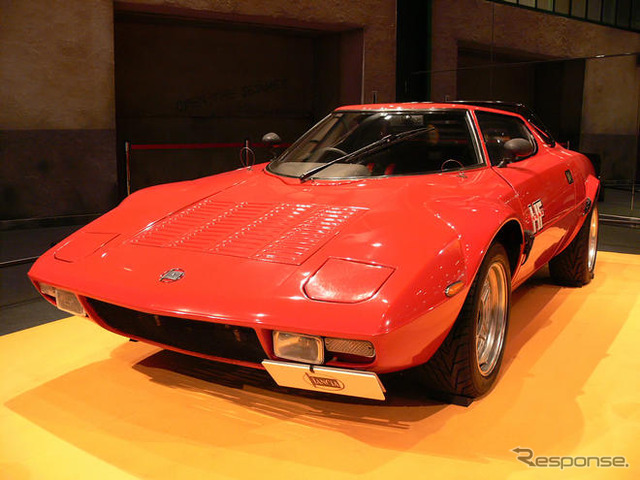 ［写真蔵］スーパーカーブーム憧れのイタ車を展示中