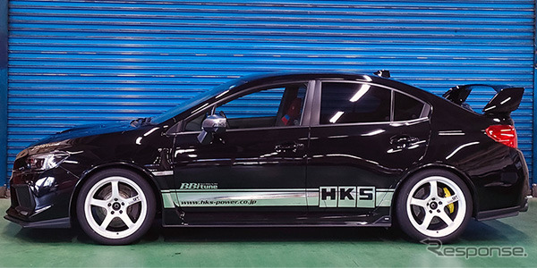 スバル WRX STI（HKS ハイパーマックスR装着）