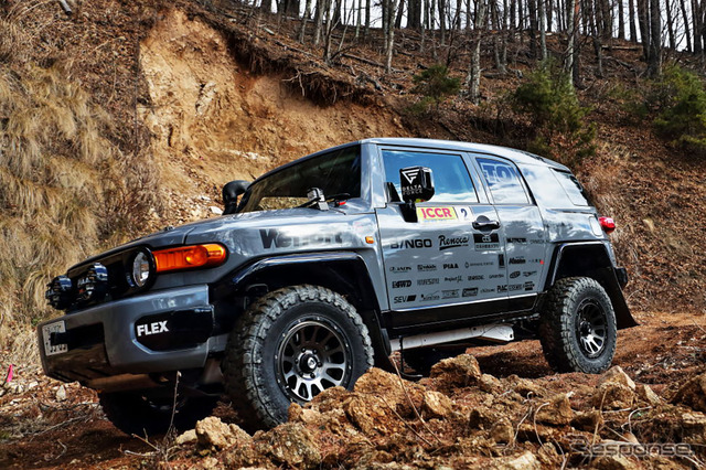 竹岡圭さんがハンドルを握ることになるFLEX SHOW AIKAWA RacingのFJクルーザー