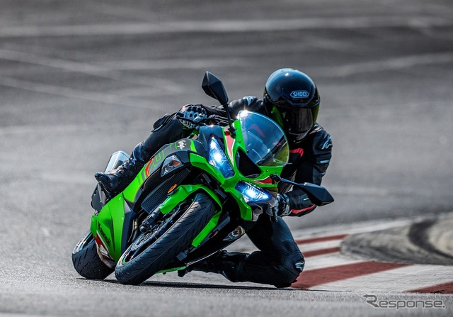 カワサキ Ninja ZX-6R KRTエディション