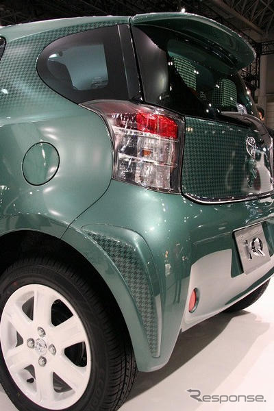 【東京オートサロン09】写真蔵…トヨタ モデリスタ iQ