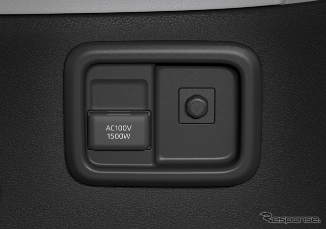 トヨタ・シエンタ新型(ハイブリッド):アクセサリーコンセント、AC100V・1500W/非常時給電システム付