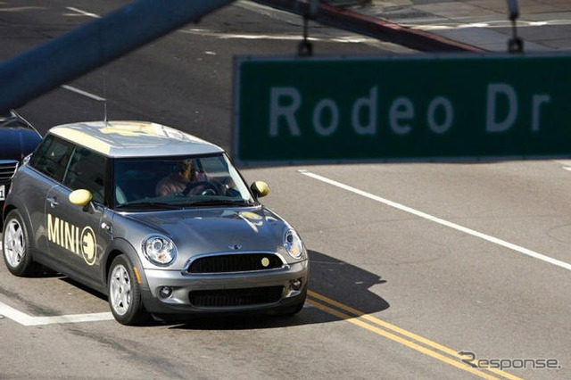 MINIの電気自動車、NY市の路上パトロール車に