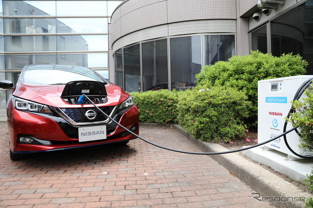 日産リーフ