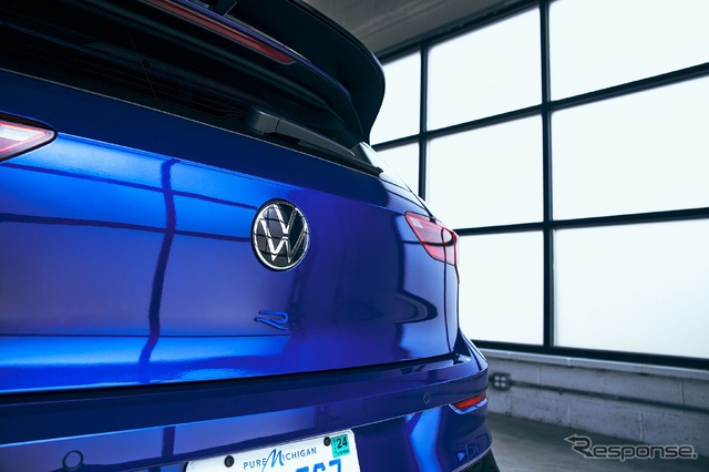 VW ゴルフR 20th アニバーサリー・エディション(北米仕様)