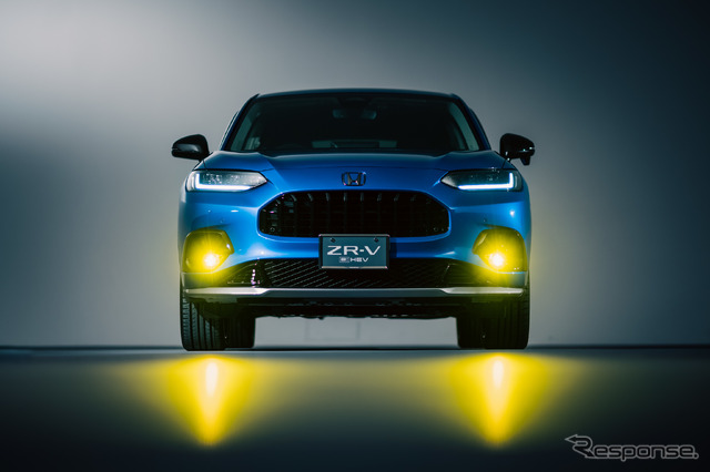 LEDフォグライトはホワイトとイエローから選択可能(ホンダ ZR-V 純正アクセサリー)