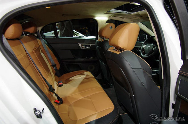ジャガー XF / XK 2010年型…100%オールニューのエンジン