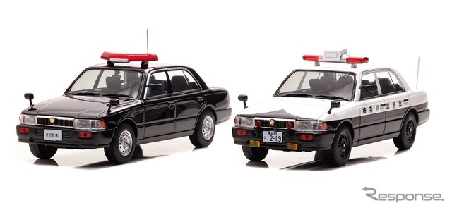 日産 クルー 1995 神奈川県警察交通部交通機動隊車両(右)/日産 クルー 1998 皇宮警察警備車両(左)