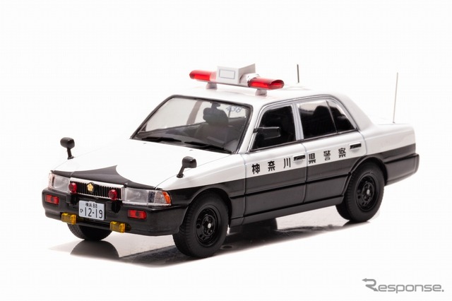 日産 クルー 1995 神奈川県警察交通部交通機動隊車両(1/43スケールモデル)